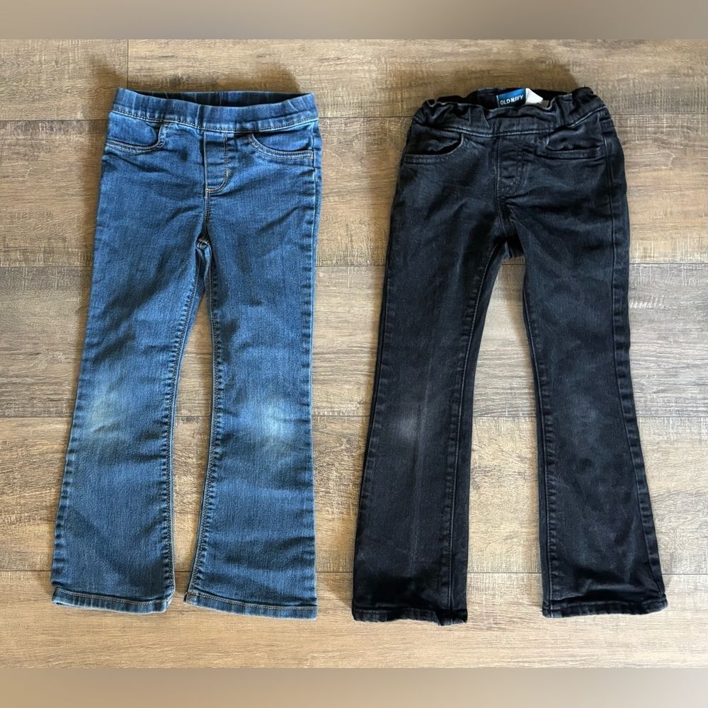 Girl’s size 6 lot of bootcut jeans, back and blue, Old Navy and carters - Picture 10 of 11